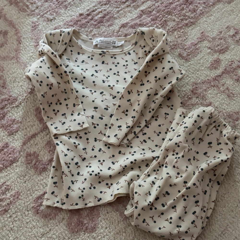 Bonpoint size 2 gender neutral leggings and top set